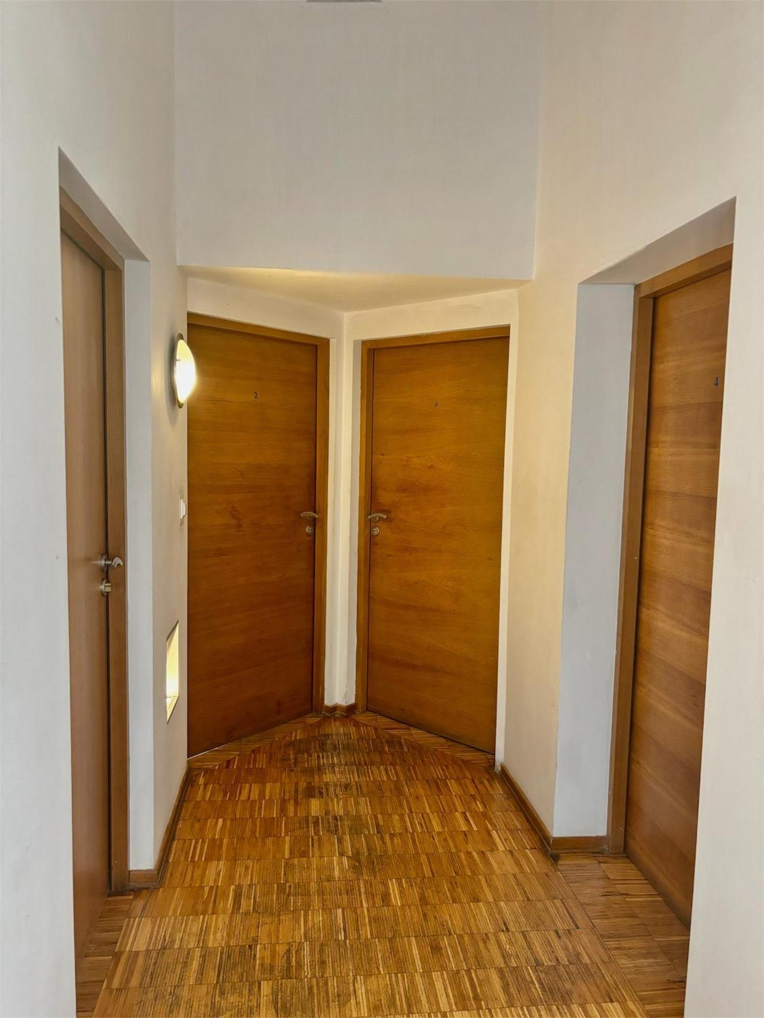 Hostel Nuove Frontiere Nysa Exterior foto